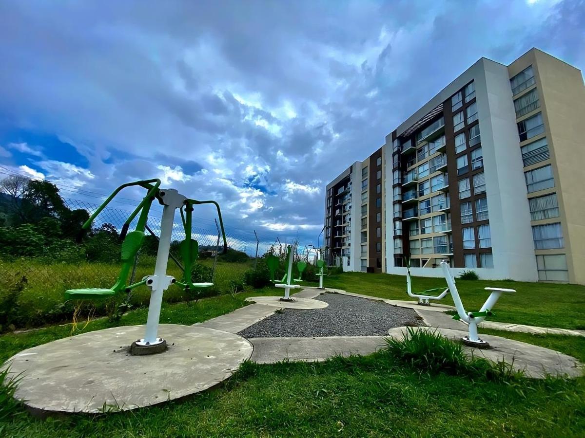 Appartamento Espectacular Apartamento Amplio Y Moderno A Solo 20 Min De Termales Manizales Esterno foto
